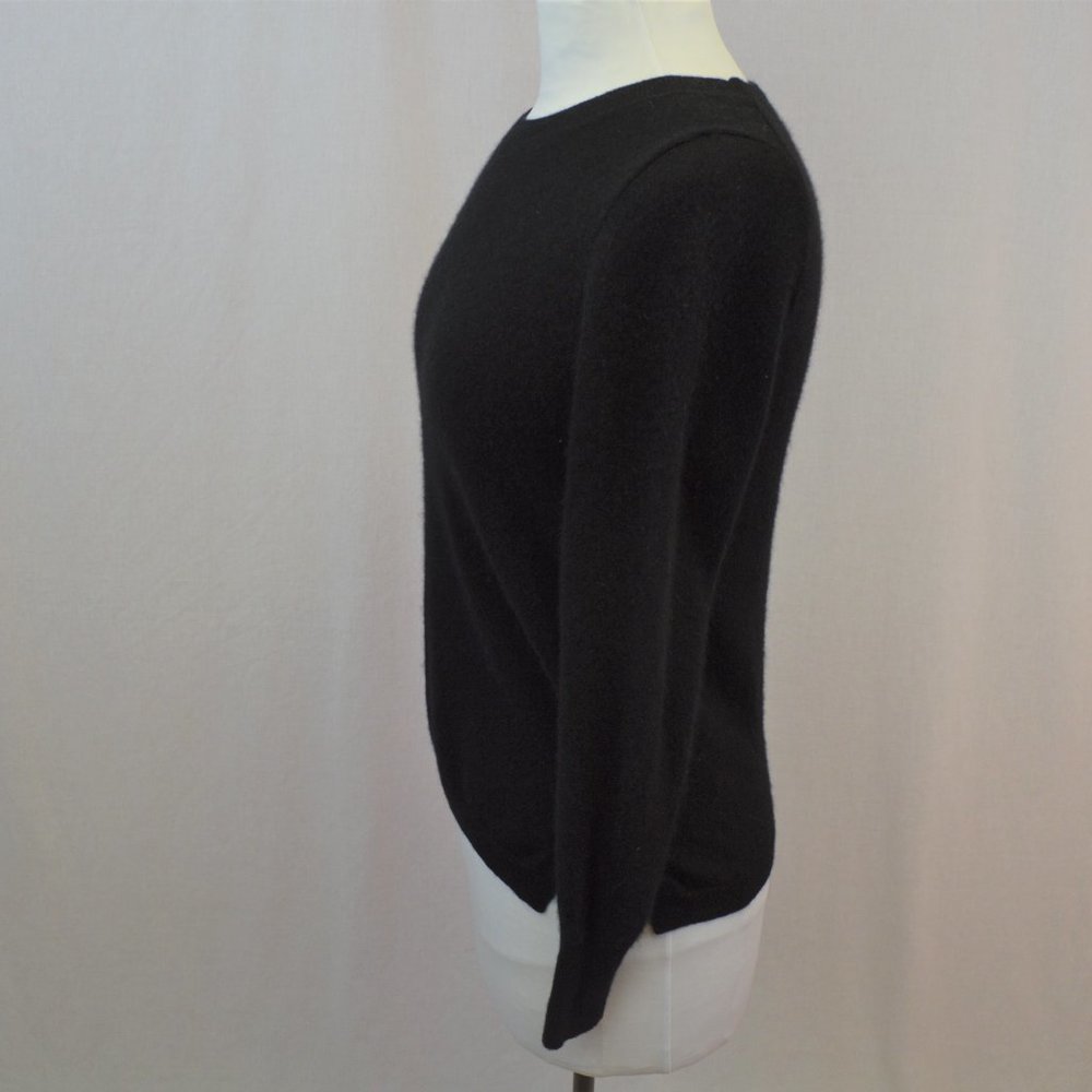J. Crew 100% Cashmere black crew neck sweater - Picture 2 of 7